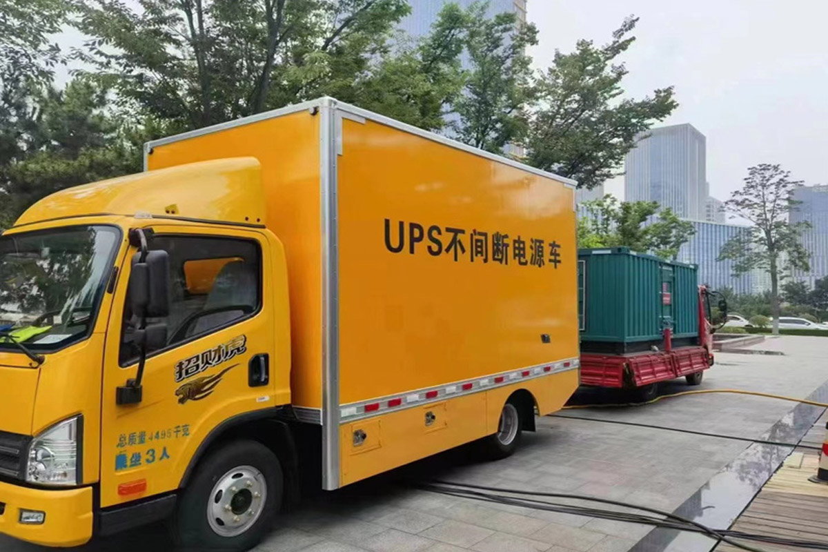 桓台发电机租赁施工现场