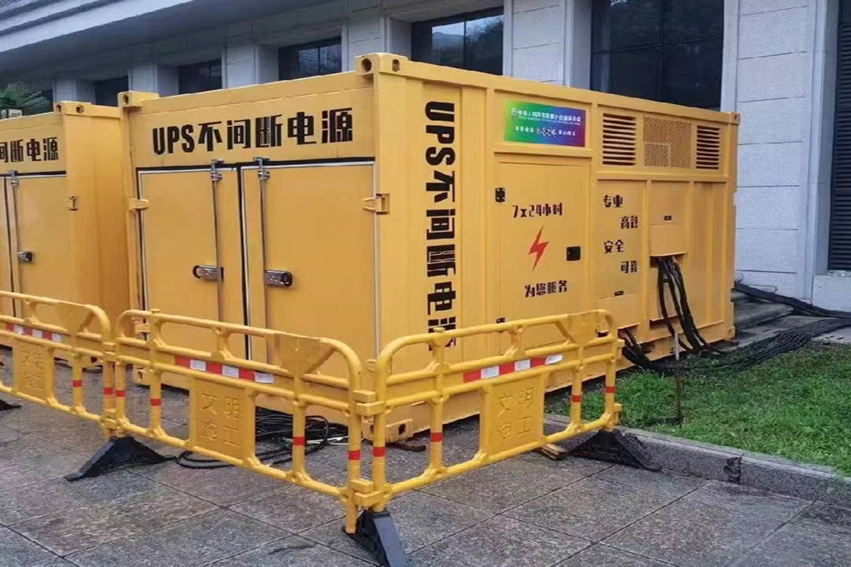 桓台发电机租赁施工现场